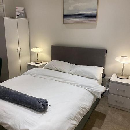 I&J Suites Лондон Экстерьер фото